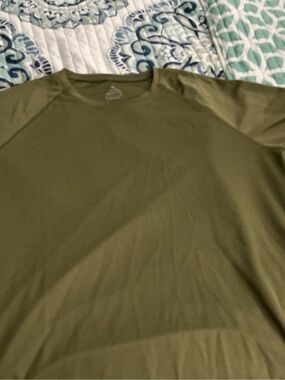 Men's Olive Crew Neck Performance Dry Fit T-Shirt